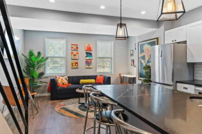 Cozy, Eclectic Bi-level w/ Self Check-in